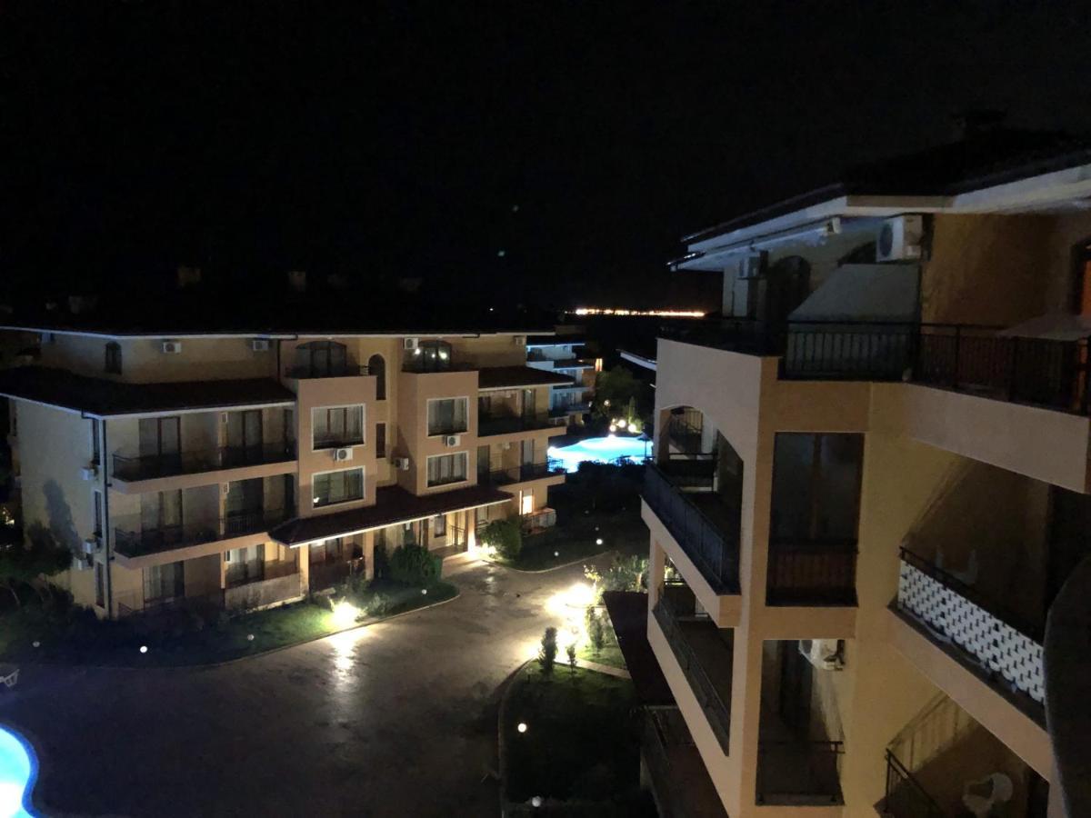 Menada Sky Dreams Apartment Sveti Vlas Exterior foto