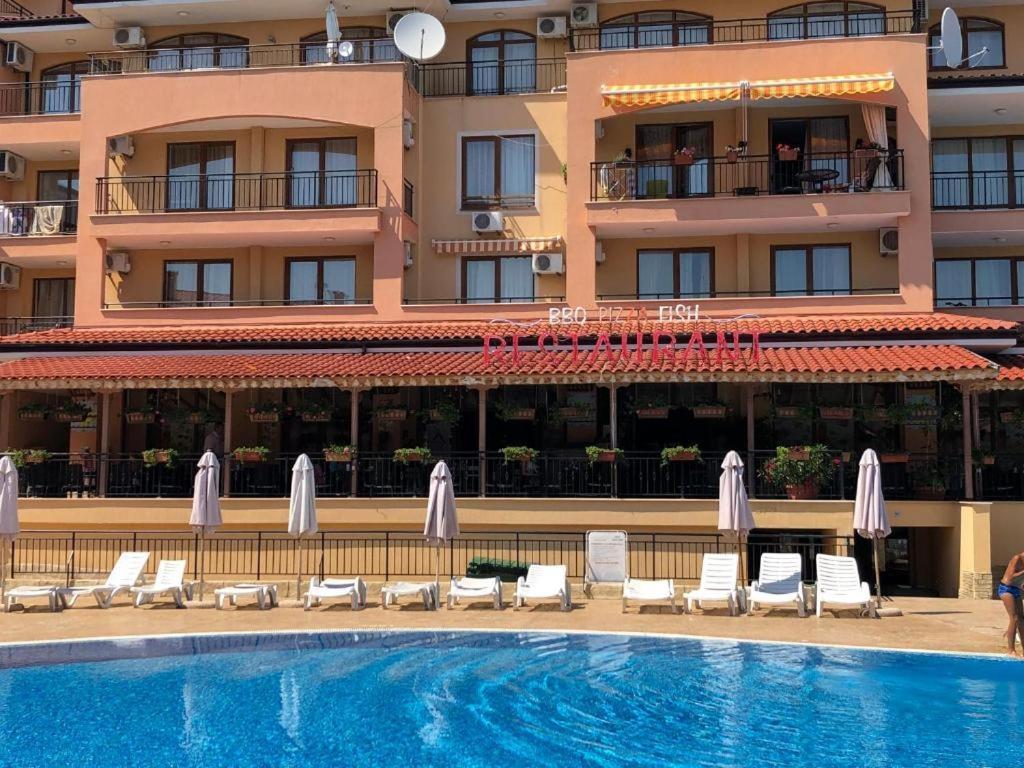 Menada Sky Dreams Apartment Sveti Vlas Exterior foto